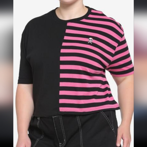 Hot Topic Black & Pink Stripe Split Girls Boxy Crop Top T- - Picture 1 of 8